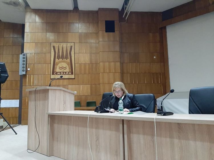 Създаде се Ученически младежки парламент към РУО-Смолян