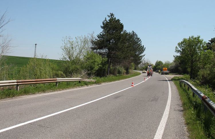 Полагат маркировка по пътя Хасково – Харманли – Свиленград