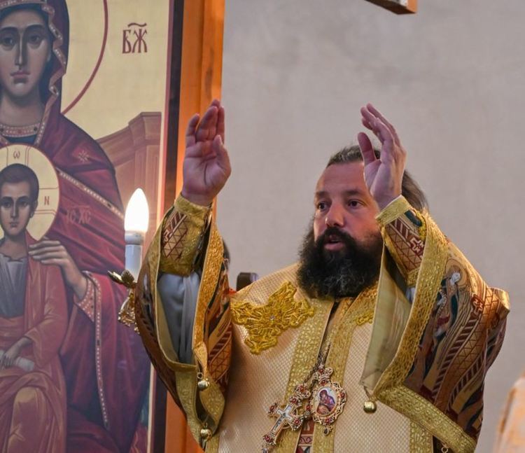 Епископ Висарион на Велики Четвъртък: „Умиването на нозете на апостолите   ни показва непостижимата за нас тайна на смирението Господне.“