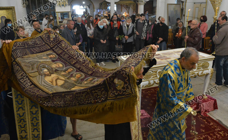 Разпети петък - ден на смирение