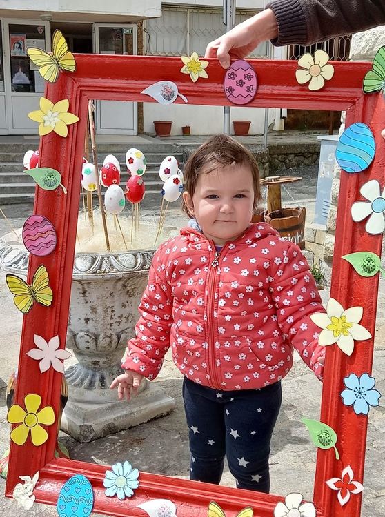 Читалището в Момчиловци първенец по великденска украса