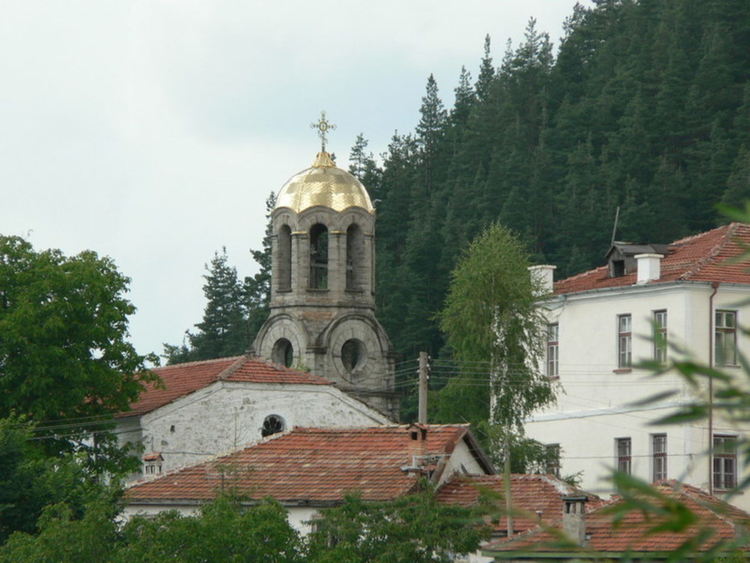 Славейно свети благодарение на дарители