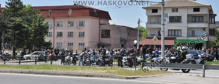 Мотористи от цяла Южна България с призив за толерантност на пътя