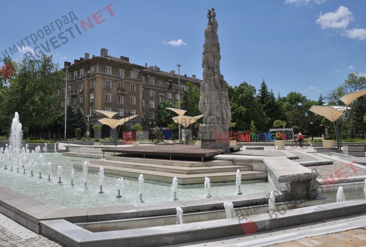 Стиховете на Пеньо Пенев ще озвучат площад „Поезия“ в центъра на Димитровград