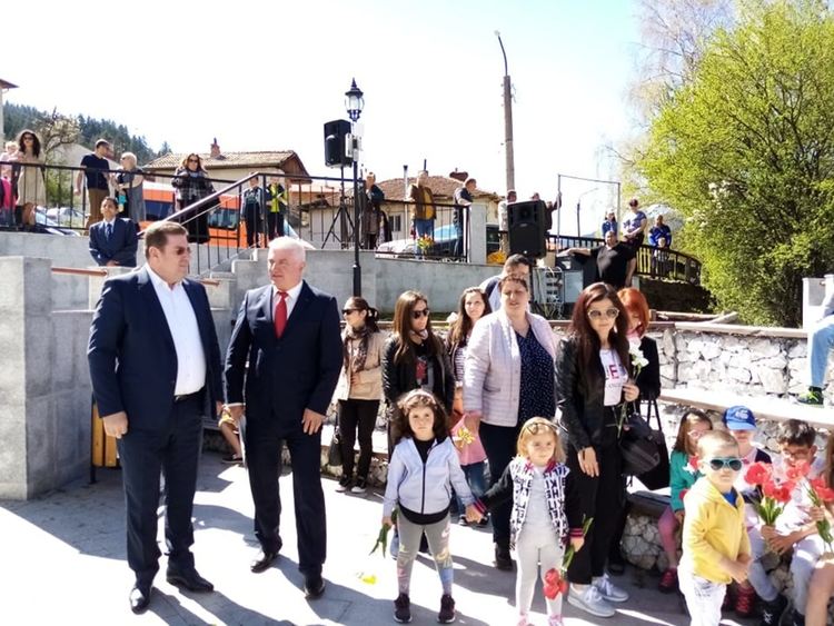 И Чепеларе отпразнува Гергьовден