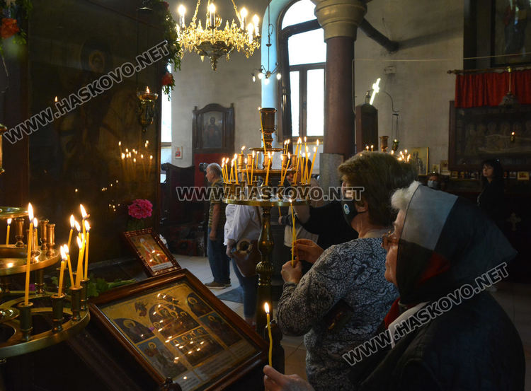 Тържествена литургия в „Свети Георги”, предстои ремонт на църквата