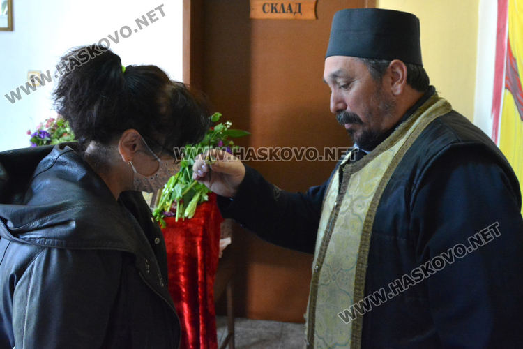 Тържествена литургия в „Свети Георги”, предстои ремонт на църквата