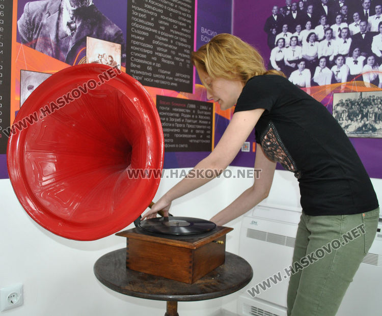 Музеят в Хасково получи един от първите български телевизори