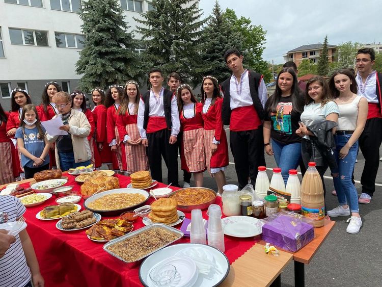 Самоуправление в "Славейков" послучай 9 май