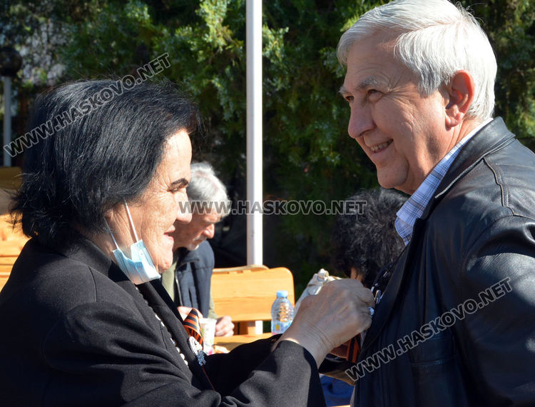 Отбелязаха Деня на победата и Деня на Европа в Хасково