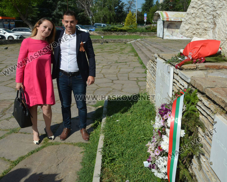 Отбелязаха Деня на победата и Деня на Европа в Хасково