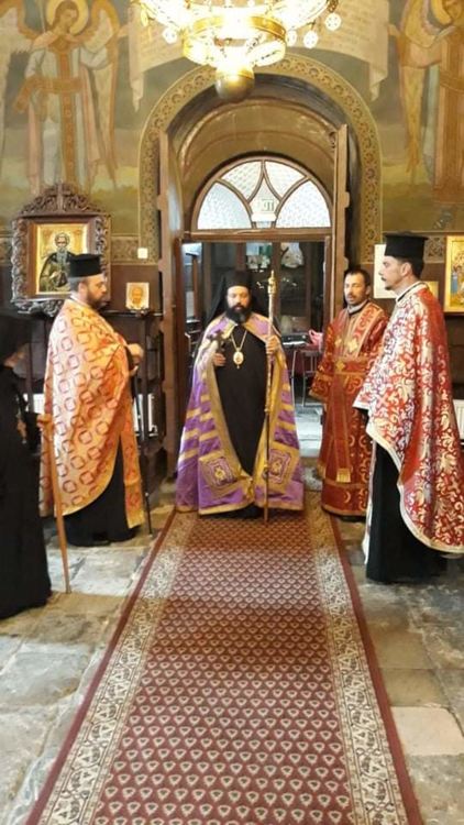 Благодатна Вечерня и празнична Литургия за Летния Никулден в Смолян