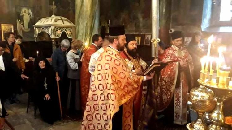 Благодатна Вечерня и празнична Литургия за Летния Никулден в Смолян