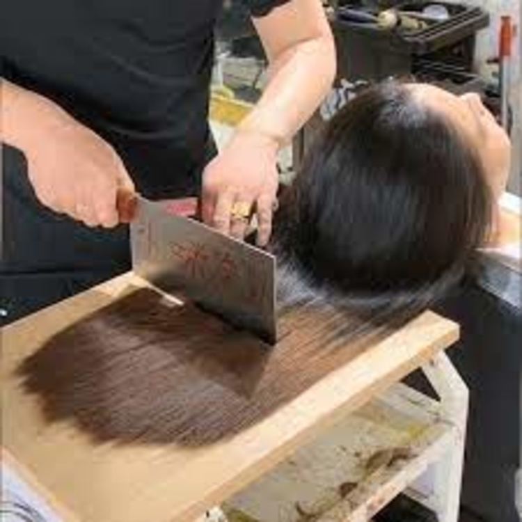 Екстремни фризури със сатър или горелка