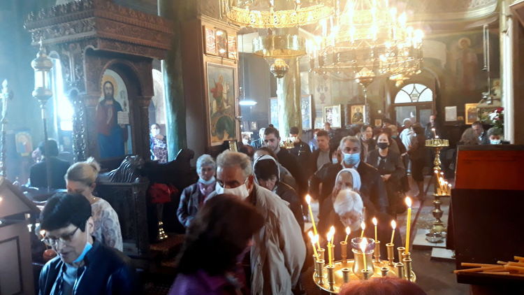 Благодатна Вечерня и празнична Литургия за Летния Никулден в Смолян