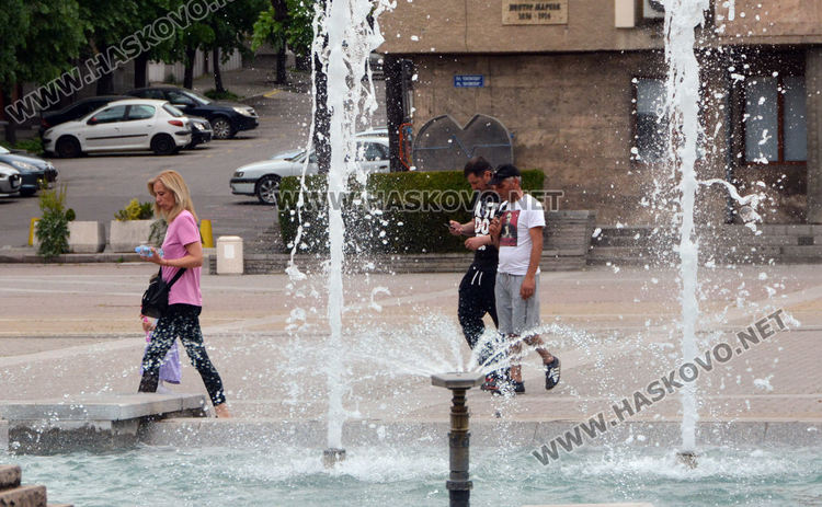 Слънчево и топло в началото на седмицата
