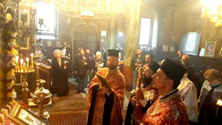 Благодатна Вечерня и празнична Литургия за Летния Никулден в Смолян