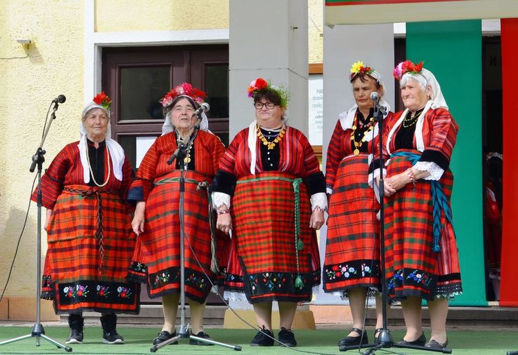 Над 130 самодейци се изявиха в Прегледа на любителското творчество