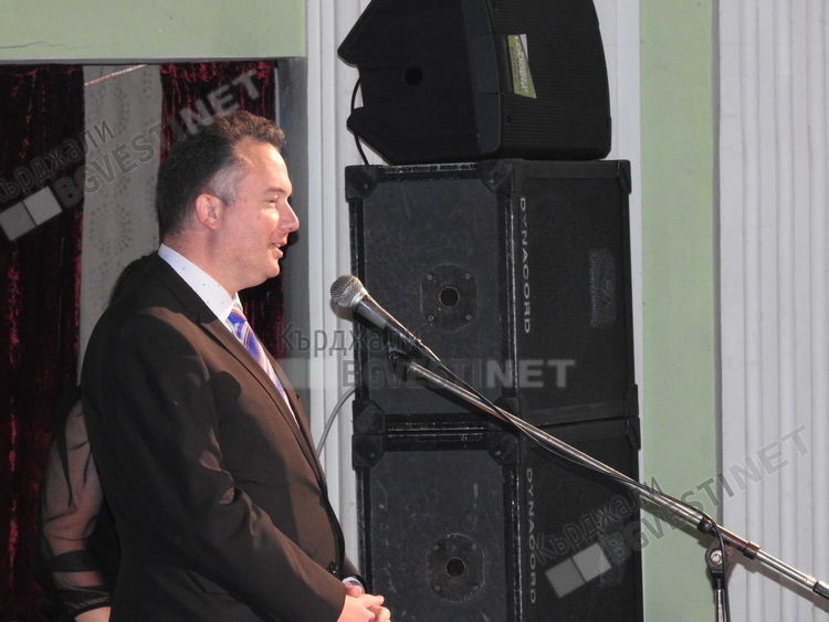 С празничен концерт читалище „Юмер Лютви” отбеляза настъпващия Рамазан Байрам