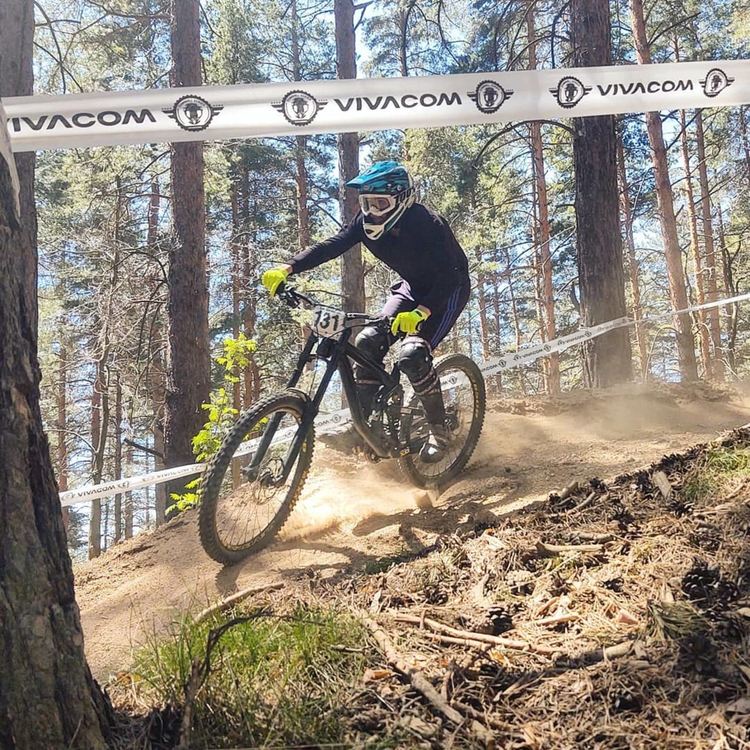 Юноша от смолянски клуб стана първи при старта на сезона в планинското колоездене