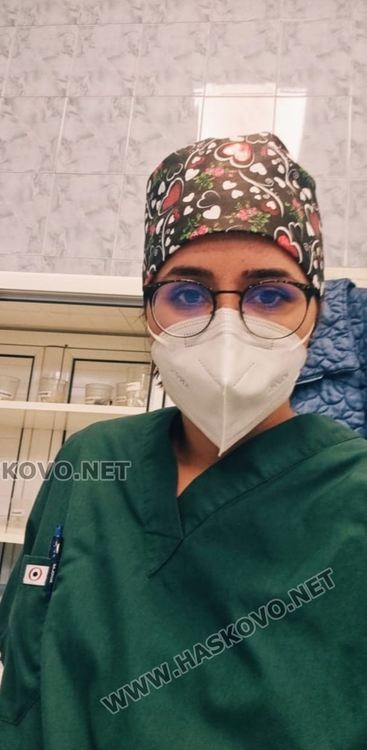 Сестра Риза след нощно дежурство на професионалния си празник: Когато чуеш добра дума, се чувстваш значим