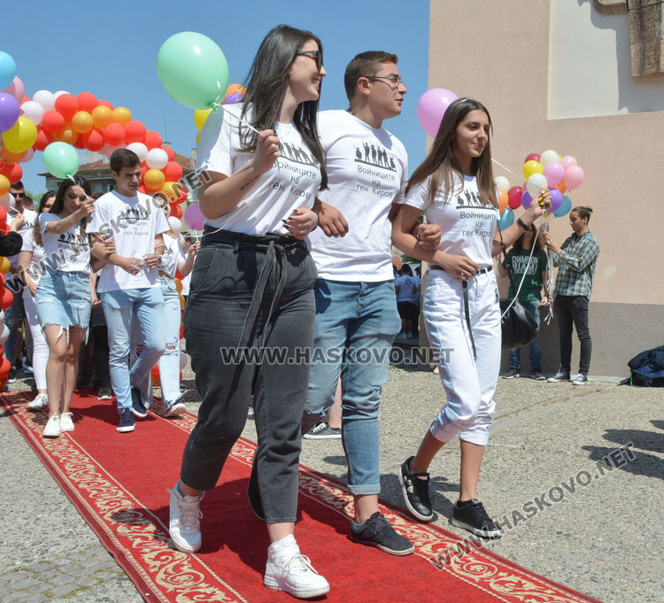 Топ информатикът Стоян Малинин е Ученик на Годината на Природо-математическата гимназия в Хасково