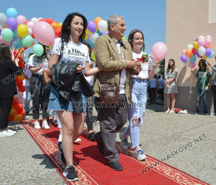 Топ информатикът Стоян Малинин е Ученик на Годината на Природо-математическата гимназия в Хасково