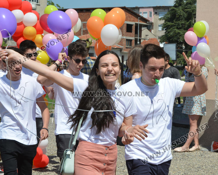 Топ информатикът Стоян Малинин е Ученик на Годината на Природо-математическата гимназия в Хасково