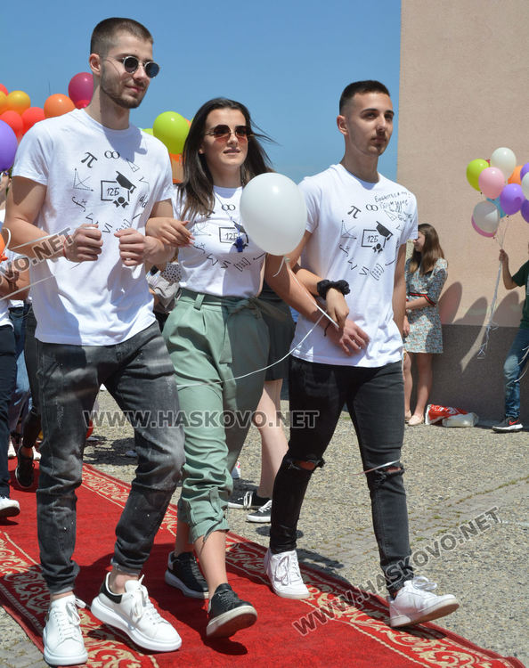 Топ информатикът Стоян Малинин е Ученик на Годината на Природо-математическата гимназия в Хасково