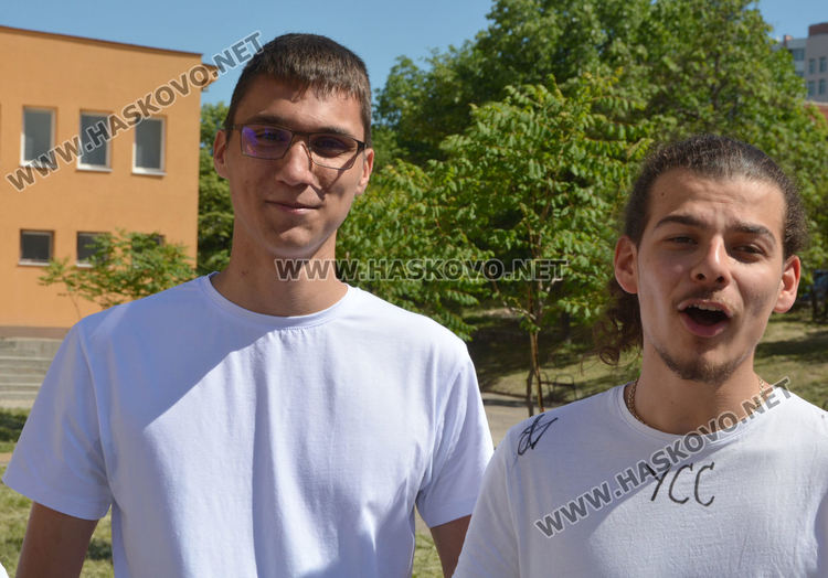 Ния Ванчева със Златаровска премия – ученик на випуска в хасковската Езикова гимназия