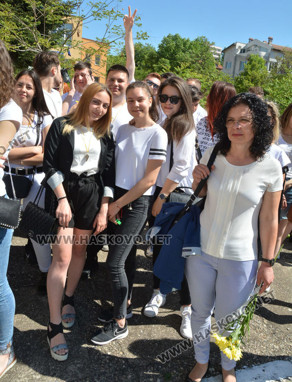 Ния Ванчева със Златаровска премия – ученик на випуска в хасковската Езикова гимназия