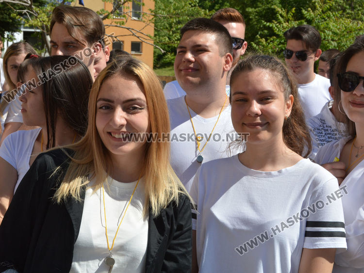 Ния Ванчева със Златаровска премия – ученик на випуска в хасковската Езикова гимназия