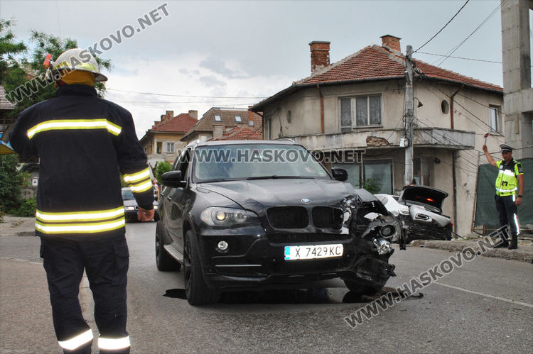 БМВ-та се разбиха на &bdquo;Стара планина&ldquo;
