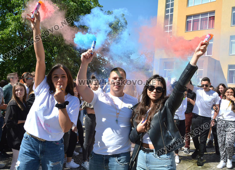 Ния Ванчева със Златаровска премия – ученик на випуска в хасковската Езикова гимназия