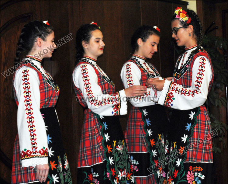   Учениците от ПМГ в Хасково демонстрираха прилагането на новите технологии и иновации в часовете им