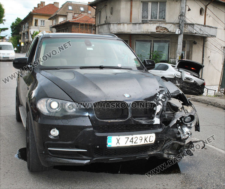 БМВ-та се разбиха на &bdquo;Стара планина&ldquo;