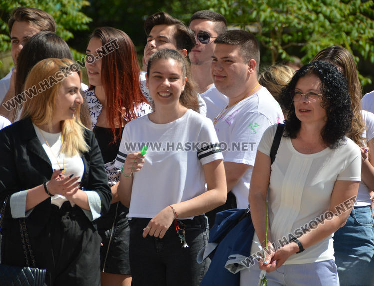 Ния Ванчева със Златаровска премия – ученик на випуска в хасковската Езикова гимназия