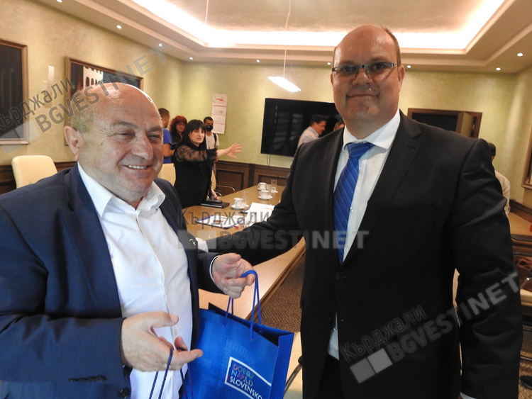 Инж.Кяшиф Кяшиф пред европейски посланици:Ние правим имиджа на България!