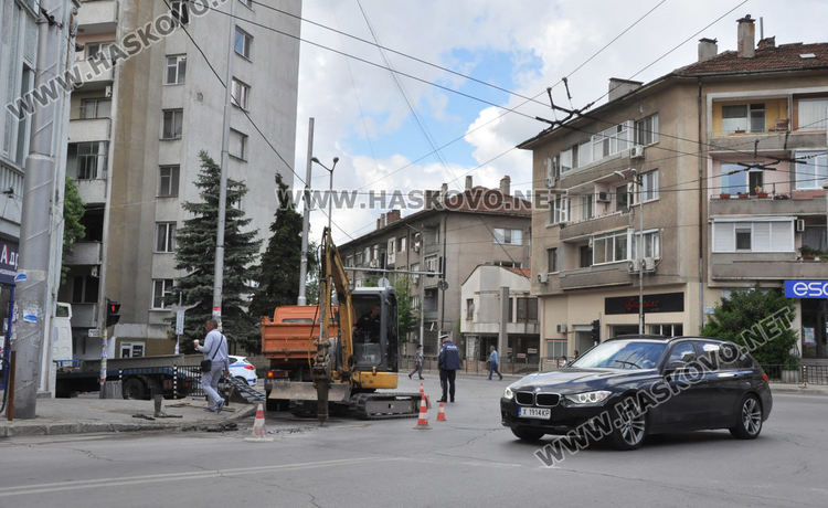 Част от „Раковски“ и центъра на Хасково без вода заради ВиК авария