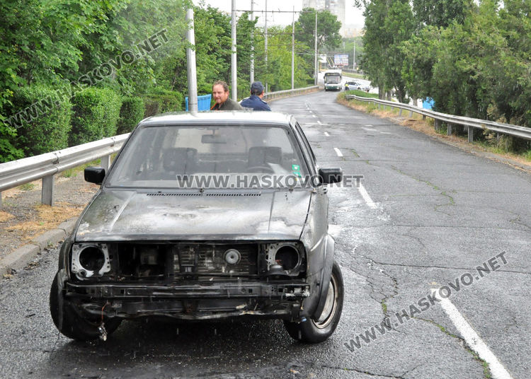 Голф пламна в движение в Хасково