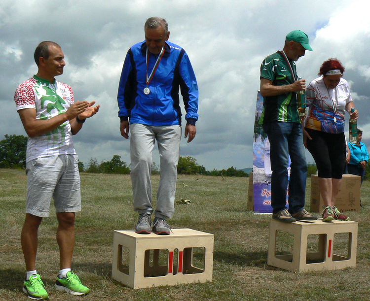 Състезателите на „Компас“ с шампионска титла от Държавното по спортно ориентиране