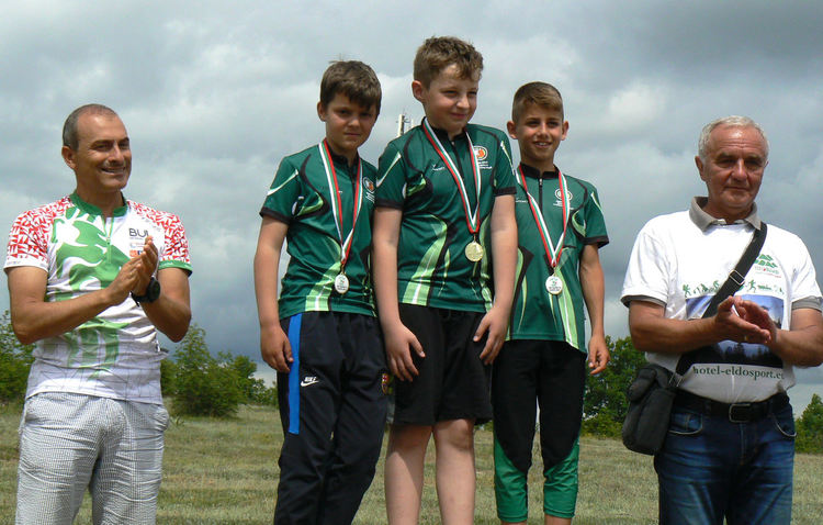 Състезателите на „Компас“ с шампионска титла от Държавното по спортно ориентиране