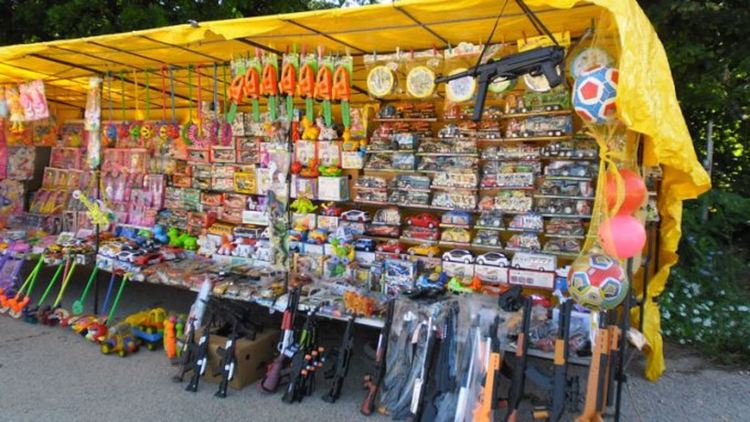  Приемат заявления за празничния базар в Перник 