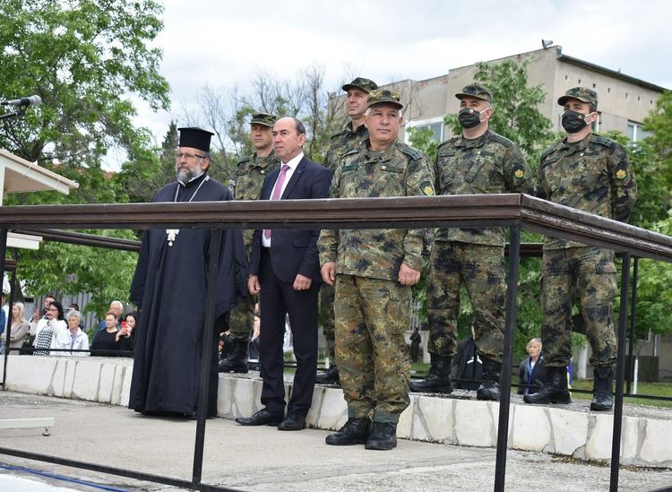 27 военнослужещи от Асеновград положиха военна клетва (снимки)