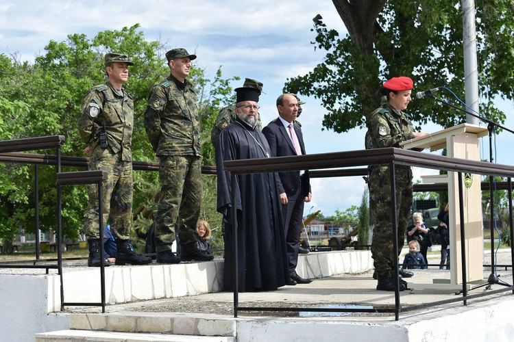 27 военнослужещи от Асеновград положиха военна клетва (снимки)