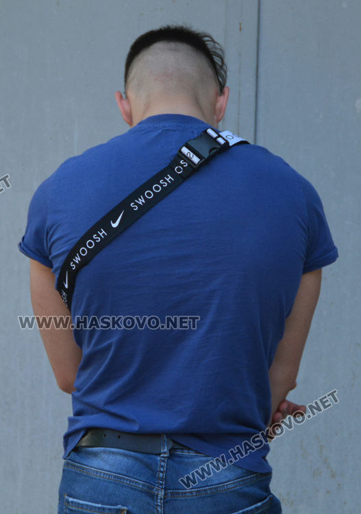 Полицейска акция за наркотици в центъра на Хасково