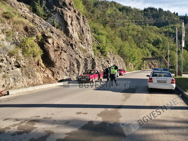 Разбитият път Рудозем-Елховец-Пловдовци вдигна хората на протест
