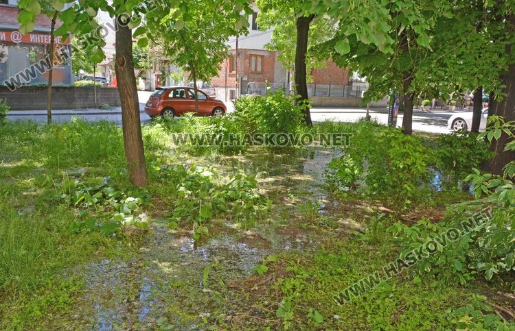 Езеро от питейна вода насред Хасково