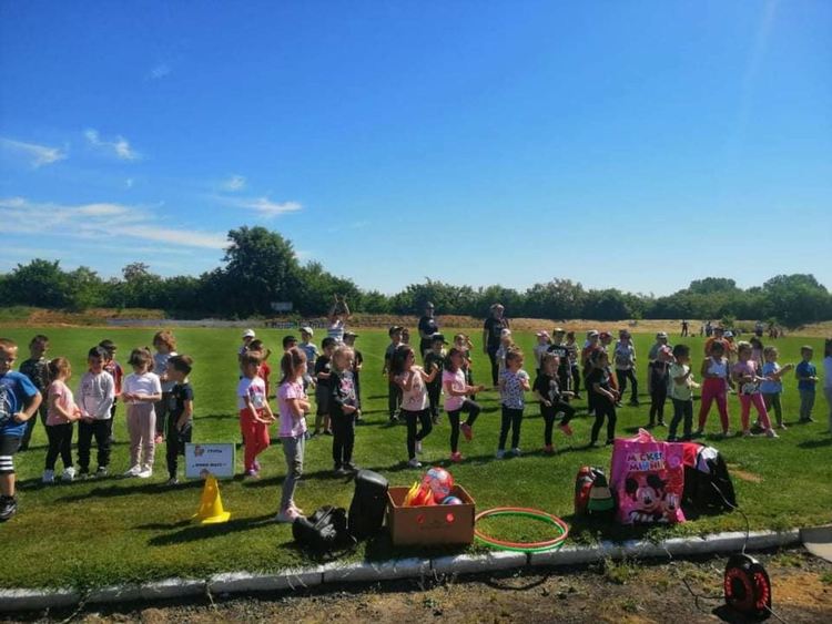 Спортен празник събра всички възпитаници на ДГ "Осми март"