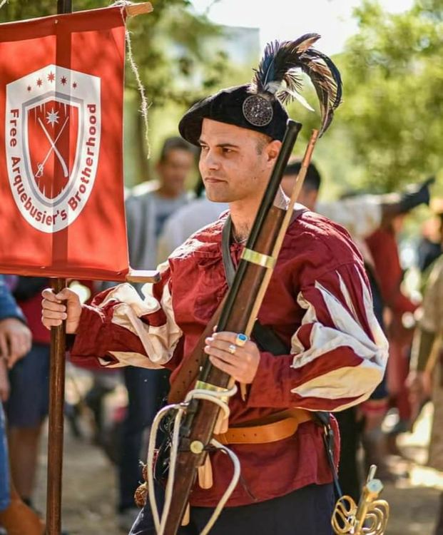 Книга за появата на първите огнестрелни оръжия представят в Димитровград